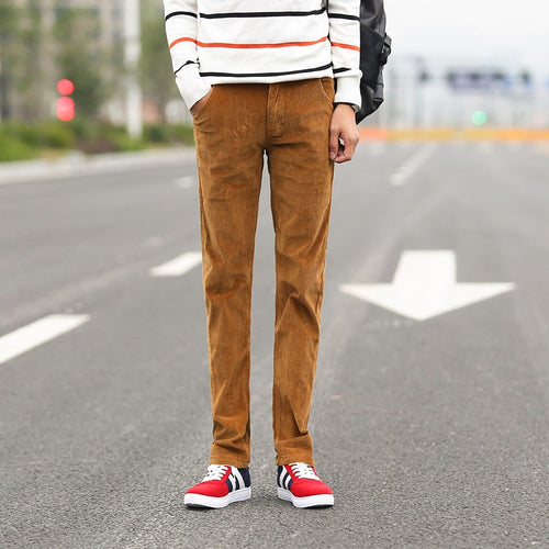 Pantalon en Velours Côtelé Coupe Slim pour Homme